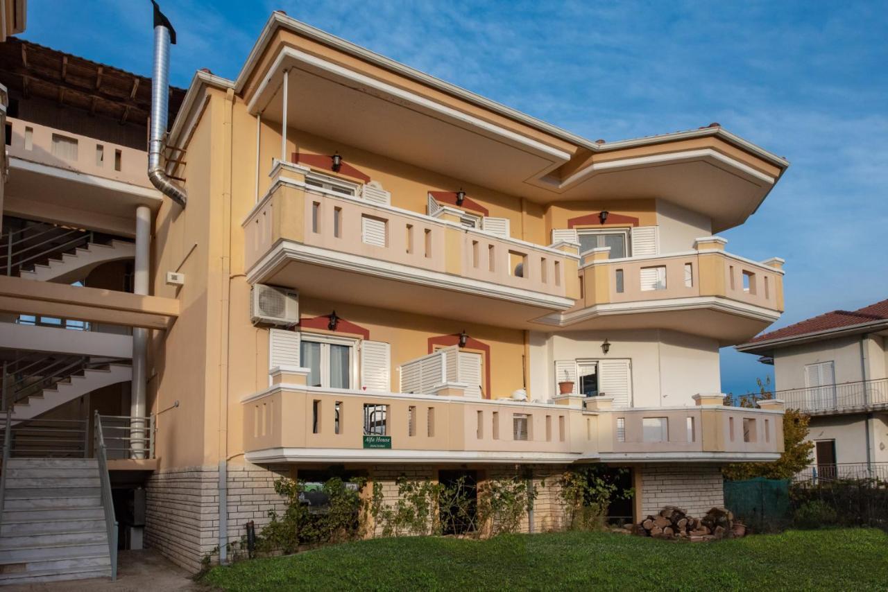 Alfa House Apartment อิโออันนินา ภายนอก รูปภาพ