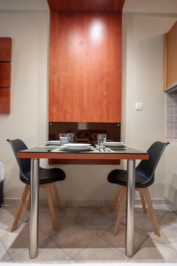 Alfa House Apartment อิโออันนินา ภายนอก รูปภาพ